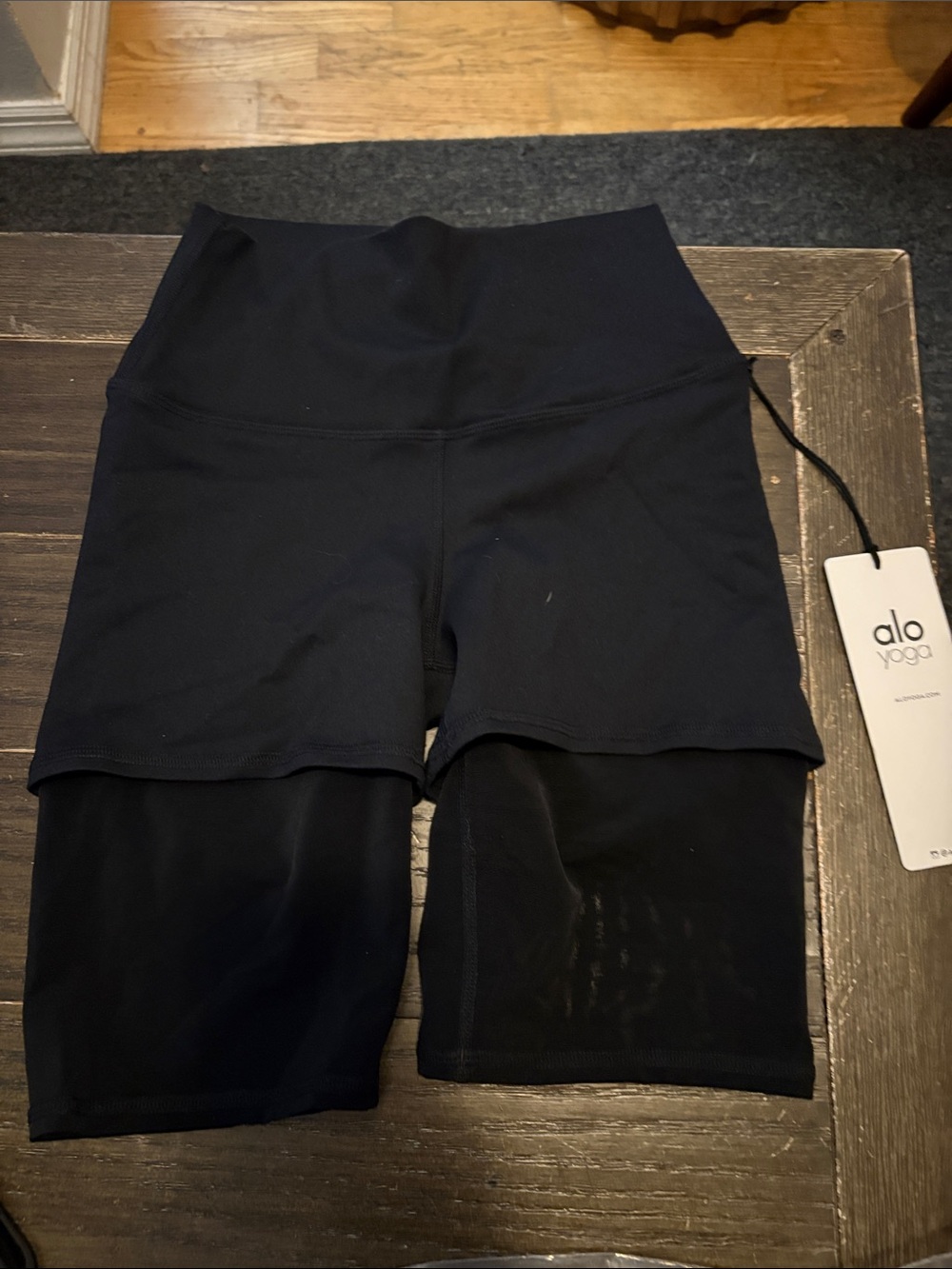 ALO Yoga Black High-Rise Legging shorts with Tag - Picture 9 of 12